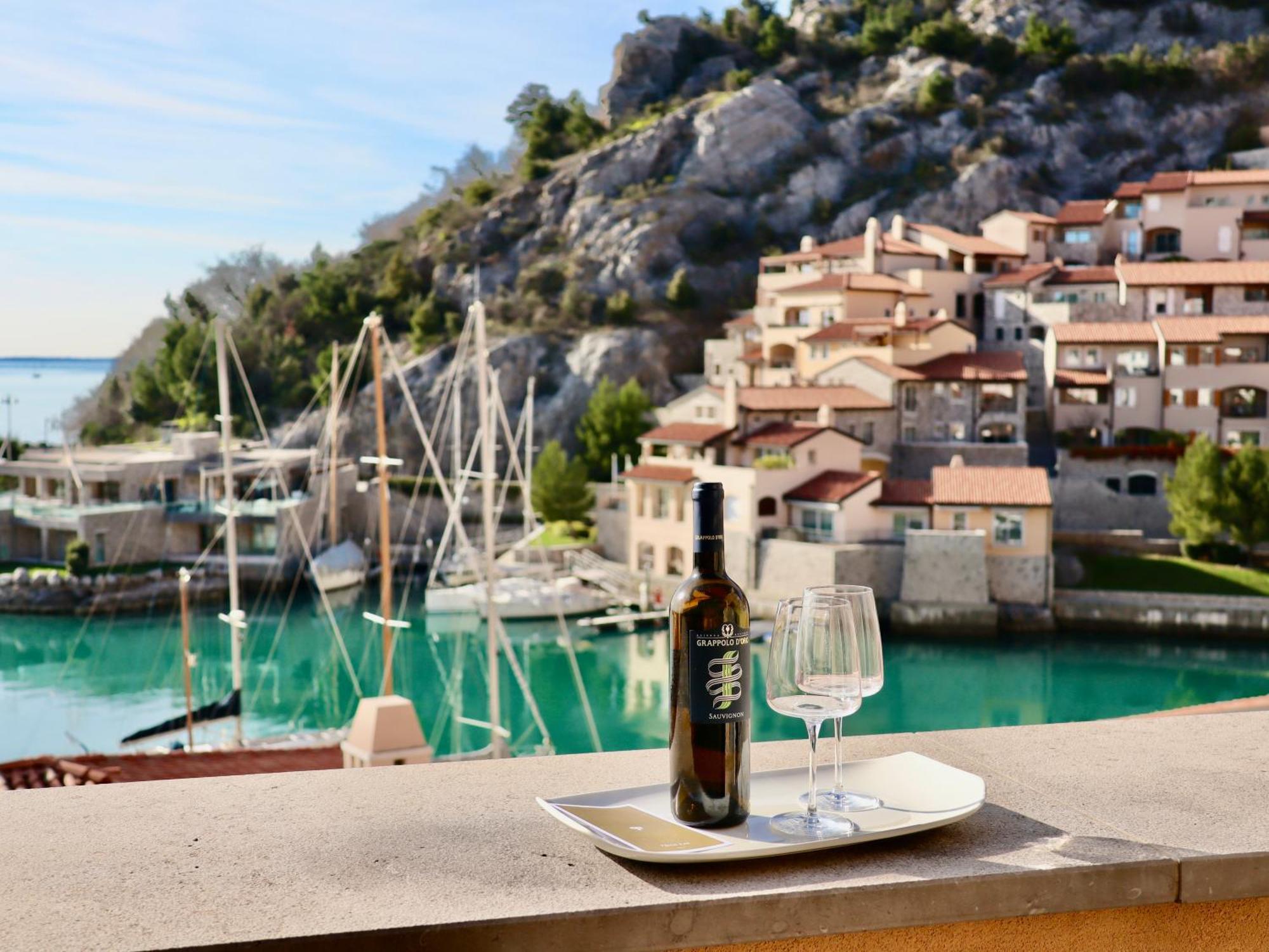 Portopiccolo Apartments Систиана Экстерьер фото