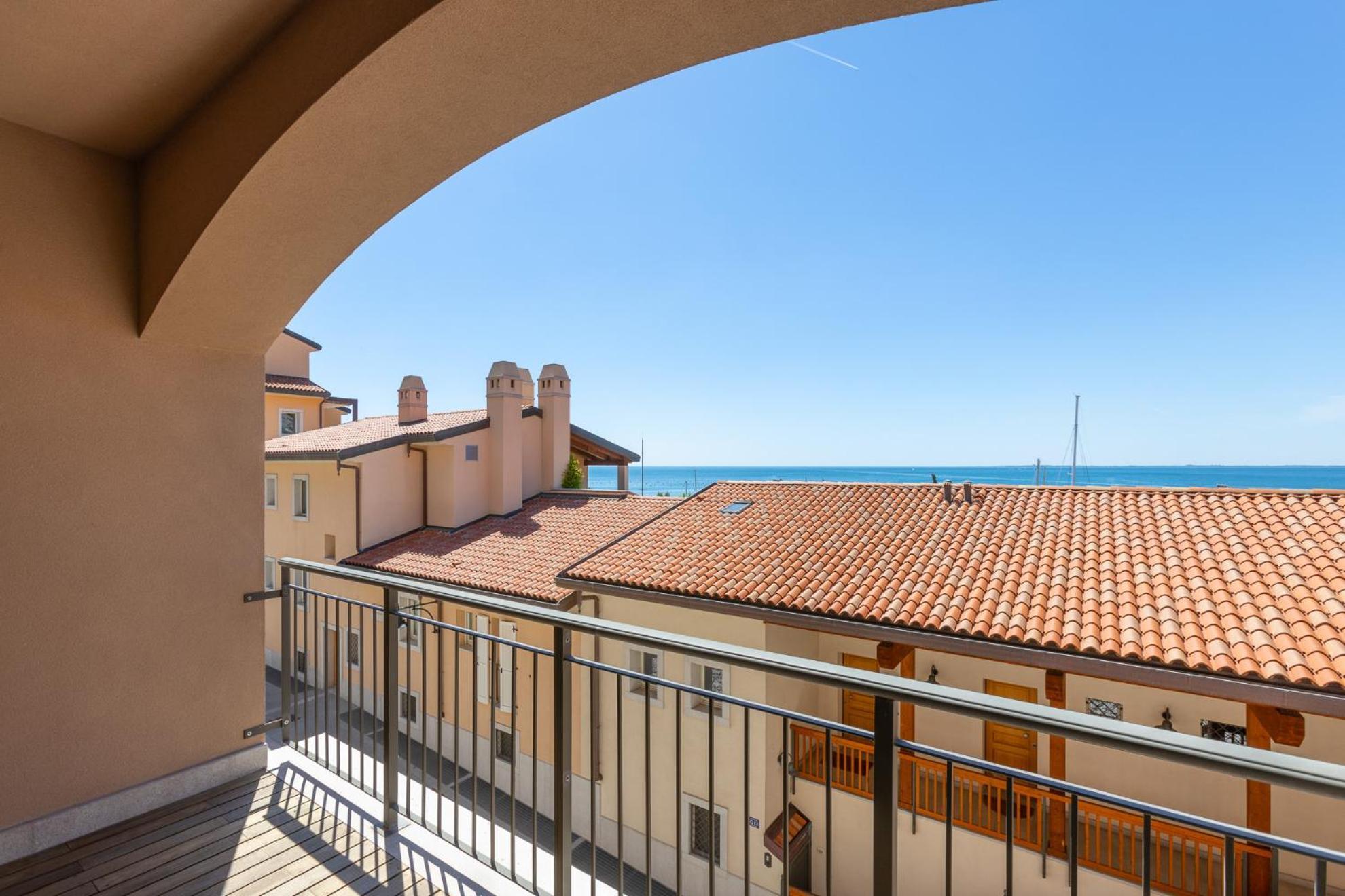Portopiccolo Apartments Систиана Экстерьер фото