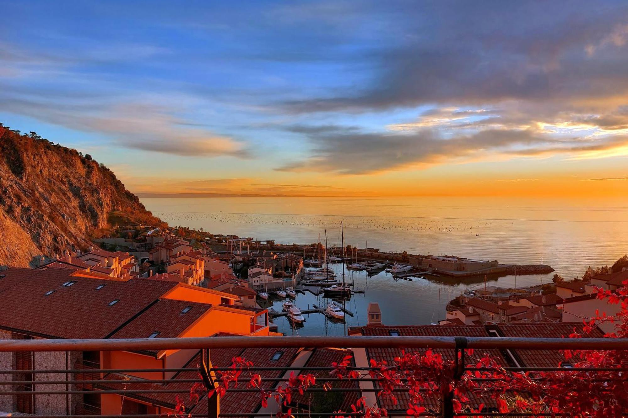 Portopiccolo Apartments Систиана Экстерьер фото