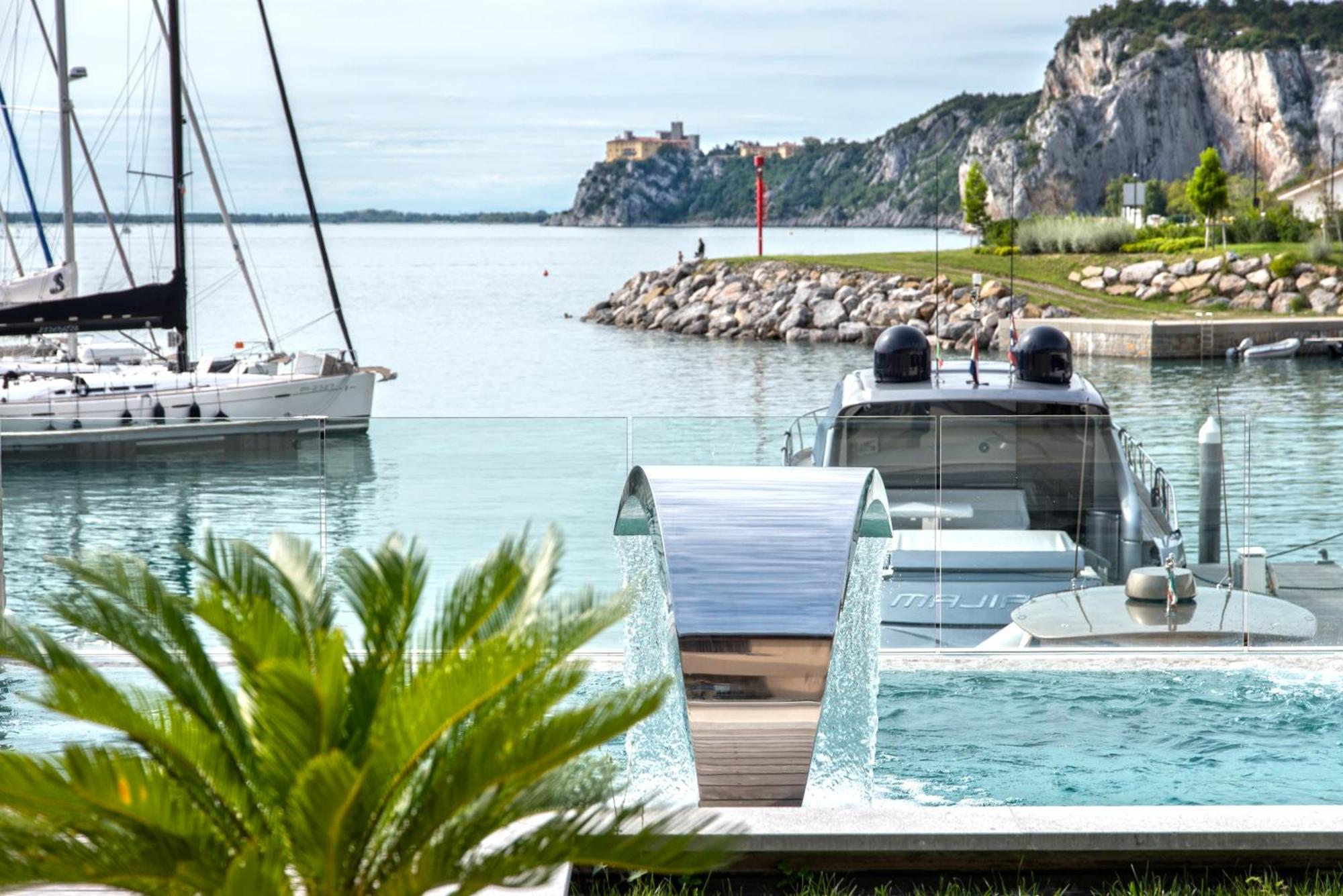 Portopiccolo Apartments Систиана Экстерьер фото